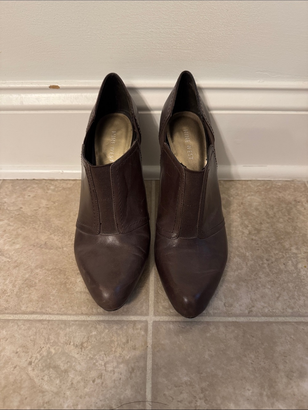Nine West Brown Pointed Toe Leather Ankle Booties